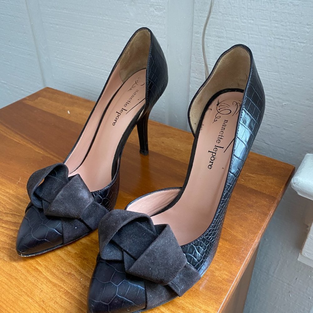 Nanette Lepore Brown Croc-Embossed Suede Bow Pumps